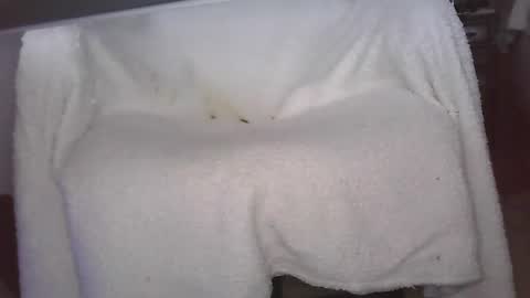 Snapshot of cut_guy64 chatting on 12/24/24, 09:33 Cut Guy online show from 12/24/24, 09:33