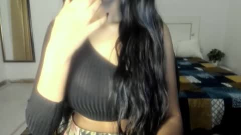 Alisha online show from 03/02/26, 12:23