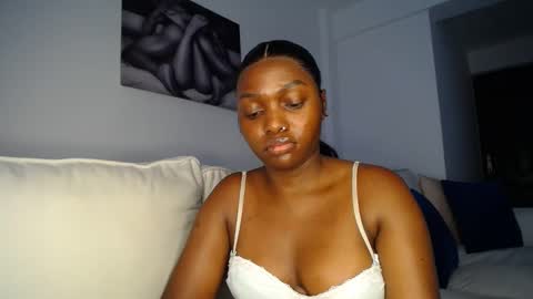 Liya online show from 12/28/24, 01:38