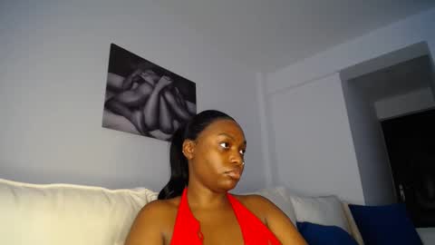 Liya online show from 12/31/24, 09:10