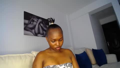 Liya online show from 01/08/25, 06:09