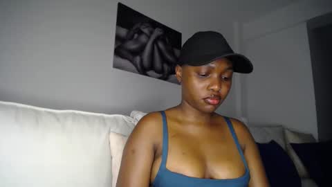 Liya online show from 01/09/25, 02:01