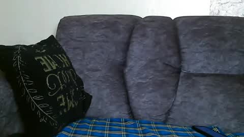 Snapshot of cute_beb2 chatting on 12/15/24, 11:34 V EE online show from 12/15/24, 11:34