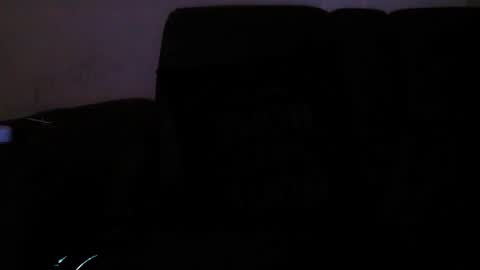 Snapshot of cute_beb2 chatting on 02/27/25, 05:26 V EE online show from 02/27/25, 05:26