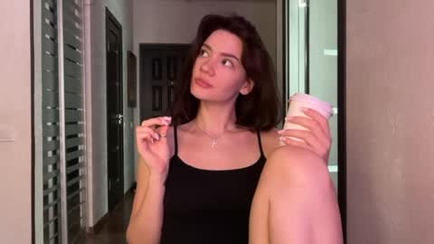 cute_bubbles online show from 07/30/26, 12:48