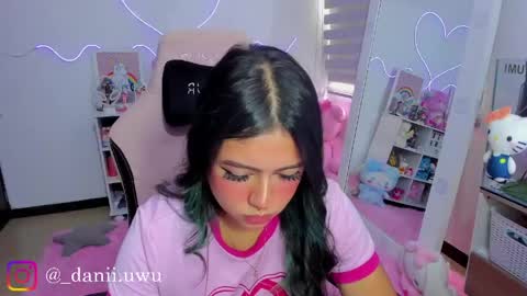 Snapshot of cute_dani__ chatting on 06/01/26, 04:20 Dani online show from 06/01/26, 04:20