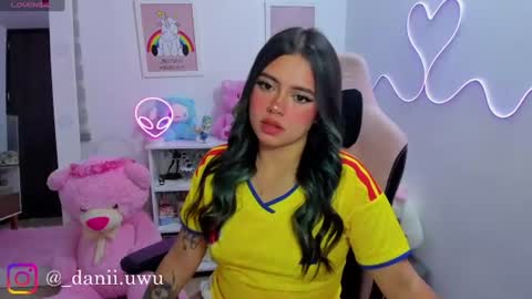 Snapshot of cute_dani__ chatting on 06/24/26, 06:01 Dani online show from 06/24/26, 06:01