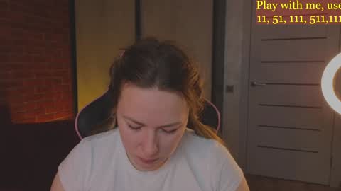 Everyday stream in the same time online show from 12/07/24, 01:36