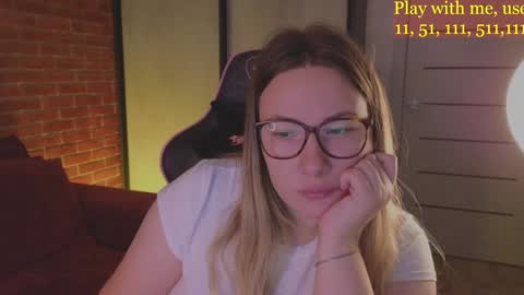 Everyday stream in the same time online show from 12/12/24, 04:48