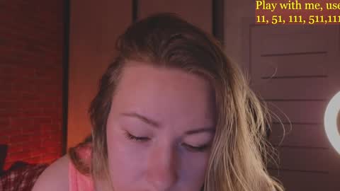Everyday stream in the same time online show from 12/29/24, 04:16