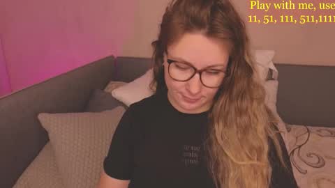 Snapshot of cute_darina chatting on 11/20/25, 03:39 Everyday stream in the same time online show from 11/20/25, 03:39