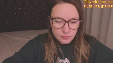 Everyday stream in the same time online show from 02/21/26, 01:28