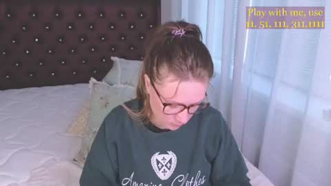 Everyday stream in the same time online show from 07/15/26, 01:22