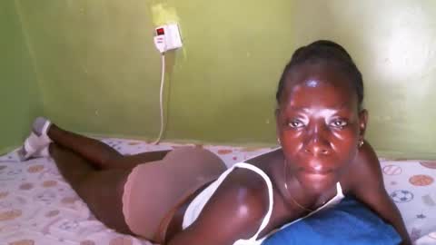 cute_doria online show from 09/30/25, 05:01