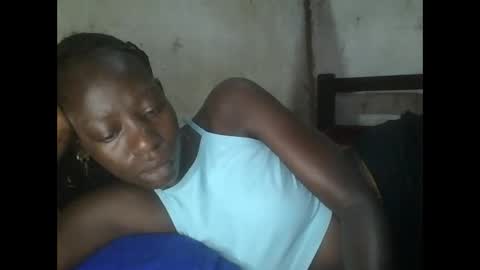 cute_doria online show from 11/12/25, 06:25