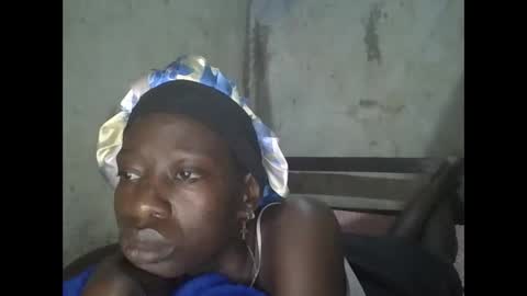 cute_doria online show from 11/22/25, 03:27