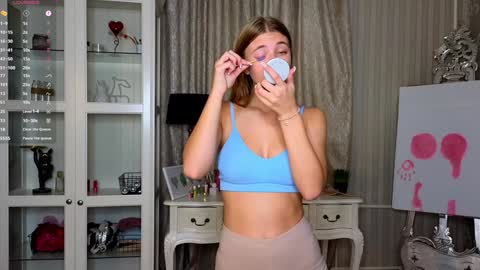 Anne online show from 10/07/25, 08:00