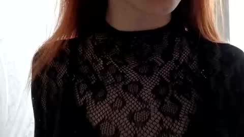 cute_foxis online show from 05/24/26, 04:23