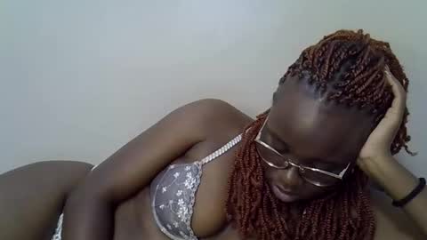 Snapshot of cute_gee chatting on 03/17/26, 06:33 daddysdoll online show from 03/17/26, 06:33