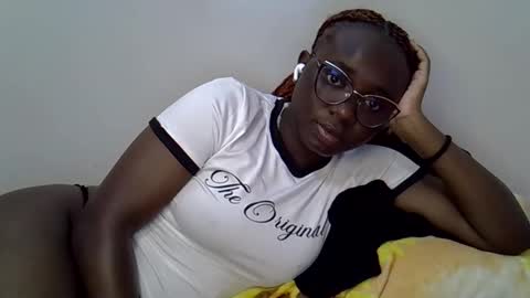Snapshot of cute_gee chatting on 03/20/26, 01:38 daddysdoll online show from 03/20/26, 01:38