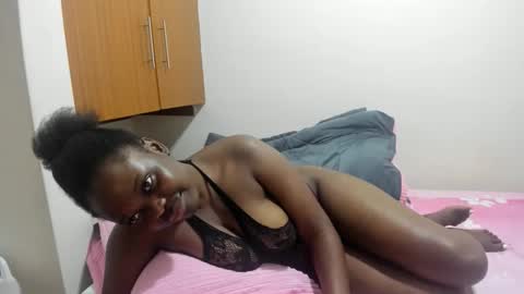 Snapshot of cute_gee43 chatting on 11/02/25, 01:35 cute_gee43 online show from 11/02/25, 01:35
