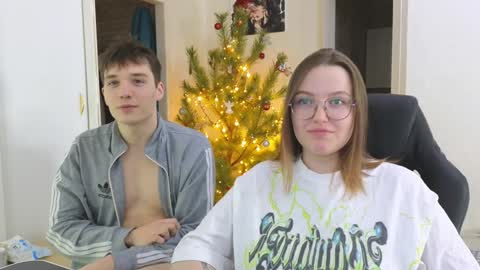 Snapshot of cute_junk chatting on 01/11/25, 07:05 Kite and Jack online show from 01/11/25, 07:05