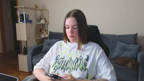 Snapshot of cute_junk chatting on 09/08/25, 07:13 Kite and Jack online show from 09/08/25, 07:13