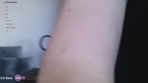 Snapshot of cute_junk chatting on 11/13/25, 06:45 Kite and Jack online show from 11/13/25, 06:45