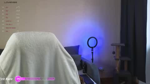 Snapshot of cute_junk chatting on 11/15/25, 06:55 Kite and Jack online show from 11/15/25, 06:55