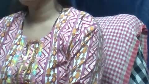 Snapshot of cute_kashmira99 chatting on 10/02/25, 11:28 kashmira online show from 10/02/25, 11:28