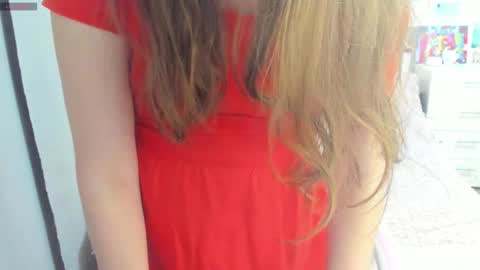 cute_kate0 online show from 11/12/25, 11:10