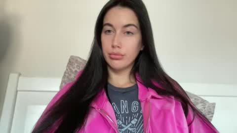 cute_kriss94 online show from 11/01/25, 12:51