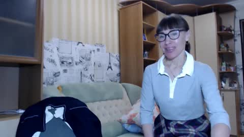 cute_lion_ online show from 12/02/24, 11:56
