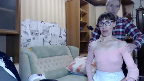 cute_lion_ online show from 12/07/24, 01:07
