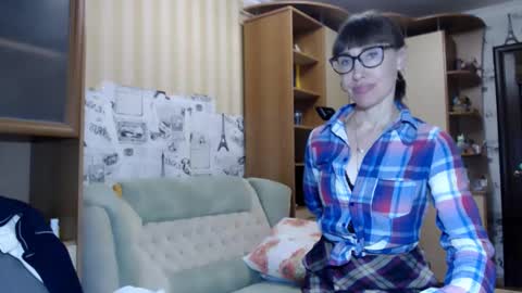 cute_lion_ online show from 12/08/24, 11:46