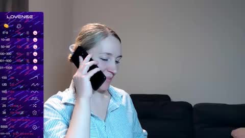 cute_lion_ online show from 12/12/24, 01:17
