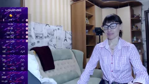 cute_lion_ online show from 12/29/24, 12:01
