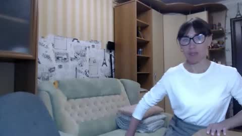 cute_lion_ online show from 06/06/26, 11:26