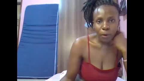 cute_lizah online show from 01/12/25, 07:43