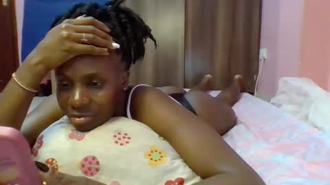 cute_lizah online show from 01/13/25, 06:05