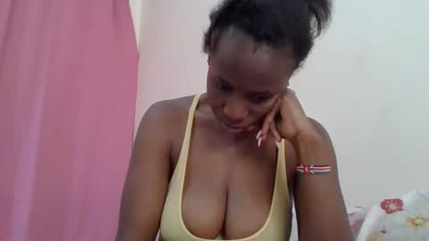 cute_lizah online show from 02/20/25, 07:55