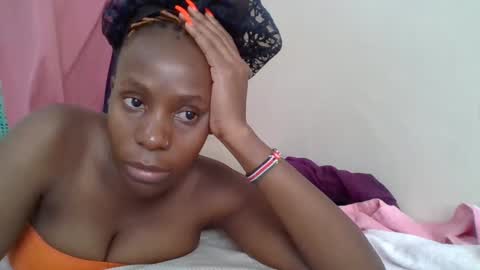 cute_lizah online show from 02/25/25, 05:30