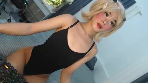 Snapshot of cute_maloi chatting on 03/03/26, 10:26 Jane online show from 03/03/26, 10:26