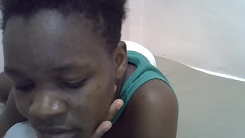 cute_marion online show from 02/14/25, 10:14