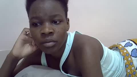 cute_marion online show from 02/16/25, 04:21