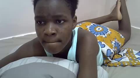 cute_marion online show from 02/16/25, 08:44