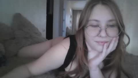 Veronica online show from 12/13/24, 08:41