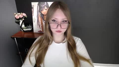 Snapshot of cute_minx chatting on 02/25/26, 07:40 Veronica online show from 02/25/26, 07:40