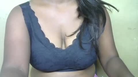 Snapshot of cute_payalji chatting on 10/14/25, 02:18 alia online show from 10/14/25, 02:18