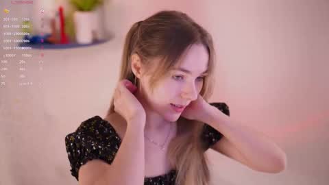 Snapshot of cute_pie_an chatting on 01/19/26, 12:36 AN online show from 01/19/26, 12:36